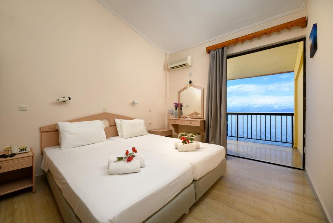 Siora Leni Hotel Benitses  Buitenkant foto