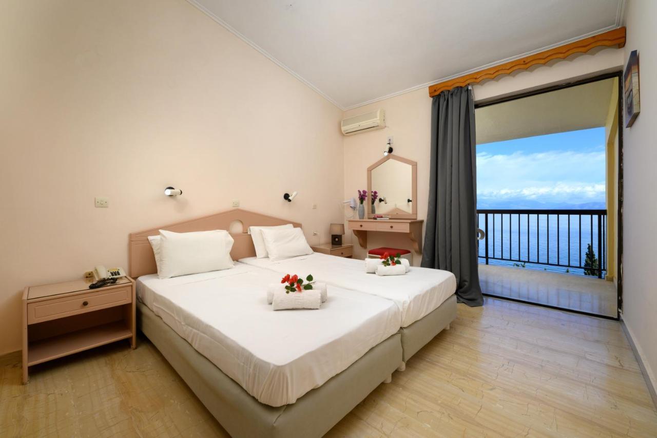 Siora Leni Hotel Benitses  Buitenkant foto