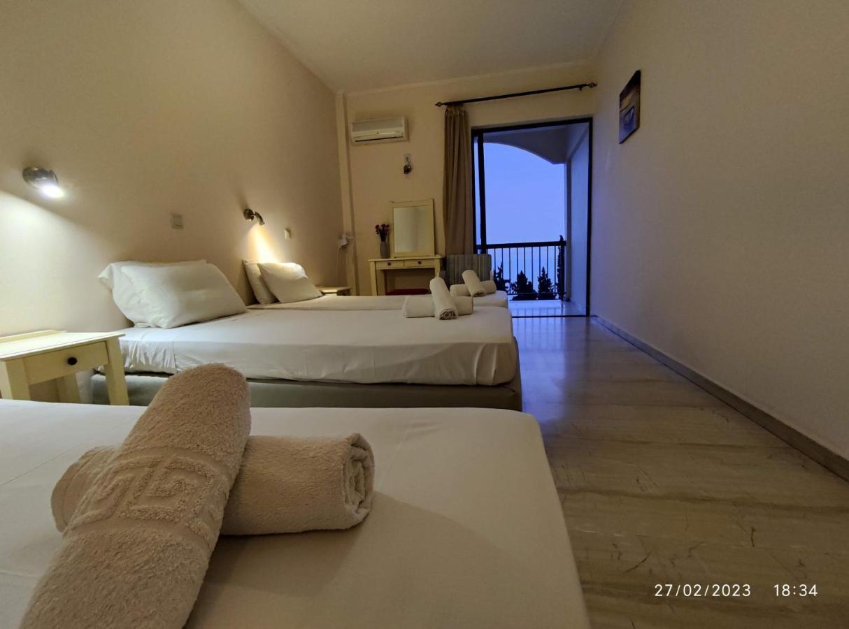 Siora Leni Hotel Benitses  Buitenkant foto