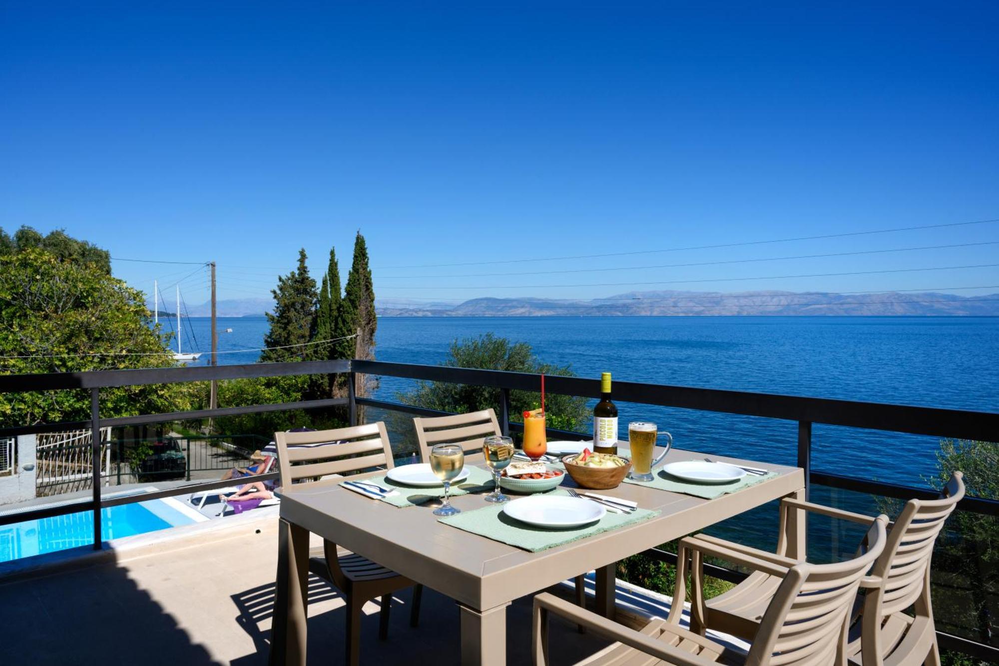 Siora Leni Hotel Benitses  Buitenkant foto